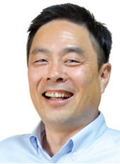 飯塚 輝明